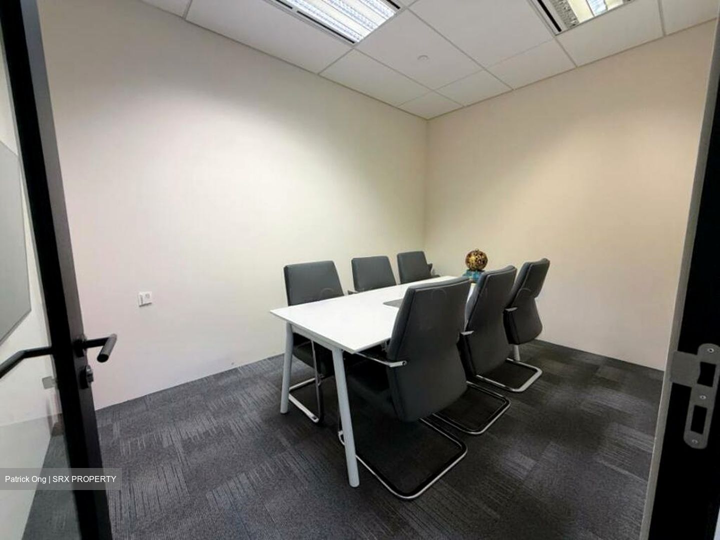Marina Bay Link Mall (D1), Office #526484561